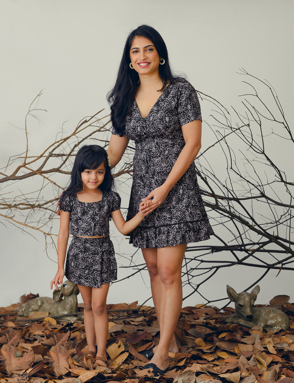 Blue Bloom Short Dress Mother Daughter Twinning – onehouse.in